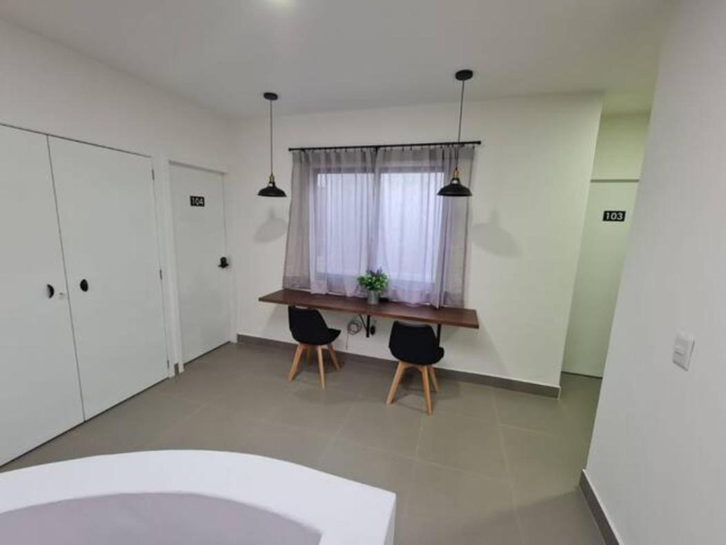 Aparthotel Urban Justo Sierra Guadalajara Exteriér fotografie